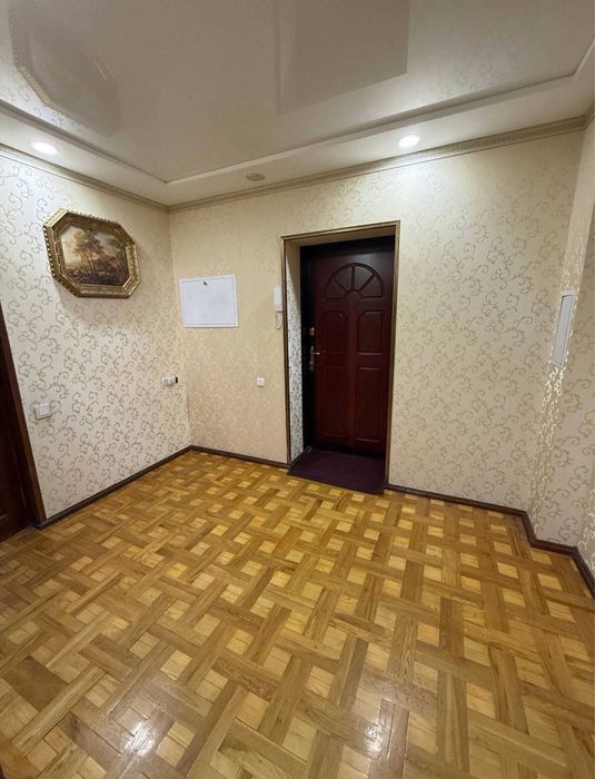 Квартира 4-комнатная Совминовская 124м2 на Дархане.