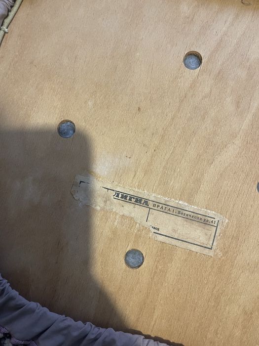 Продам 4 деревянных стула Чехославакия антиквариант