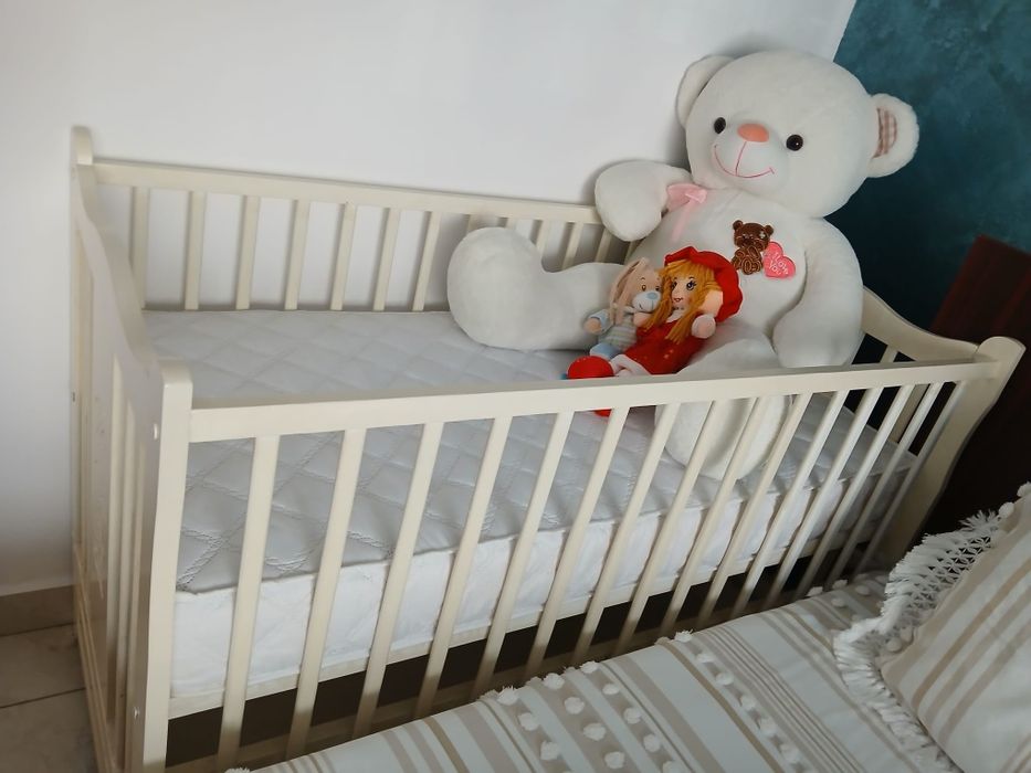 Pătuț bebeluși cu saltea