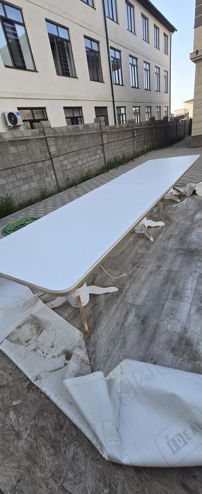 Продам стол для домашнего быта