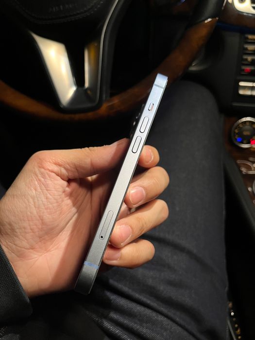 Продам iPhone 14 айфон 14