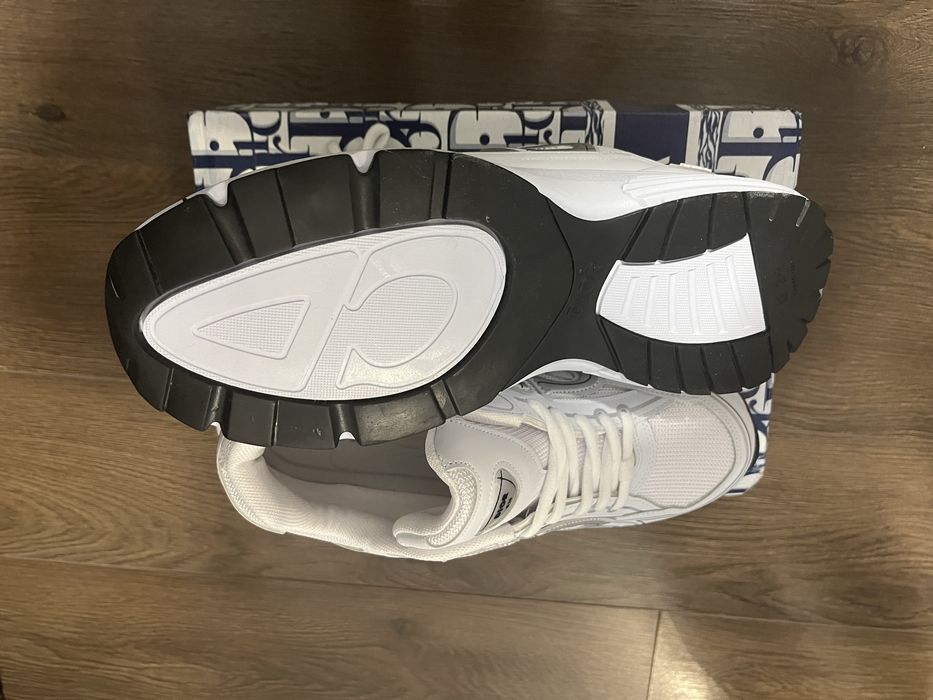 Dior B30 White Reflective