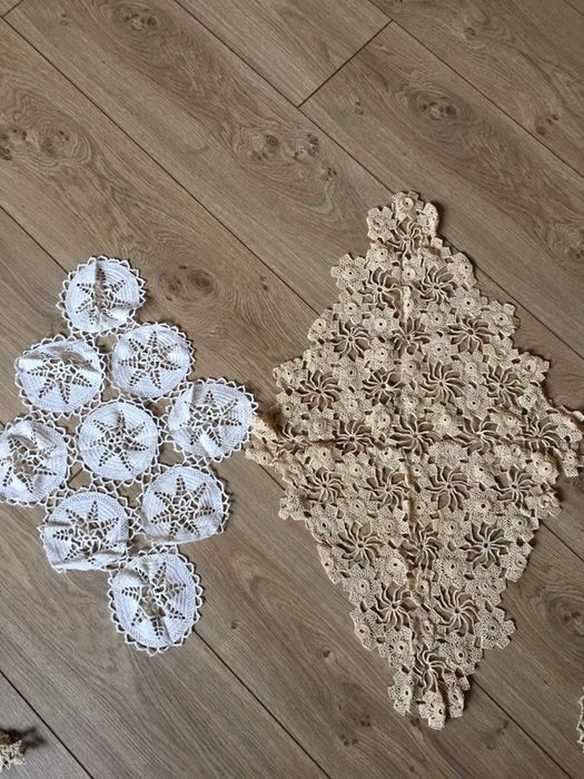 Ръчно плетени покривки на една кука