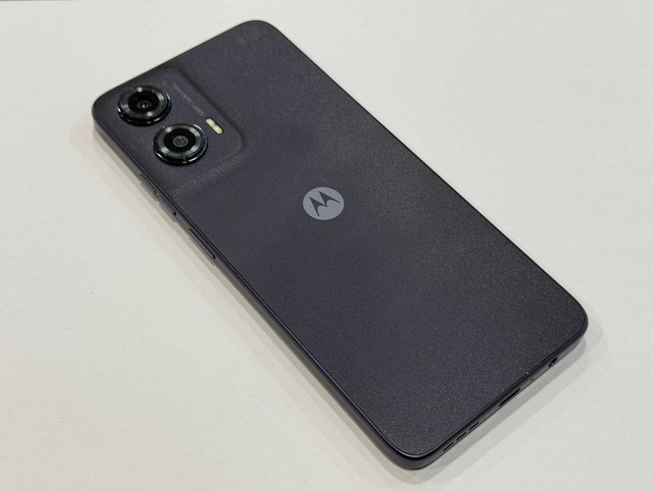 Motorola G35 – 4GB RAM / 256GB