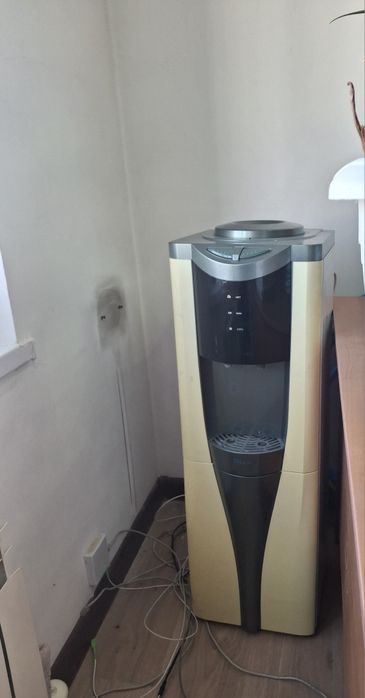 Продам кулер б/у