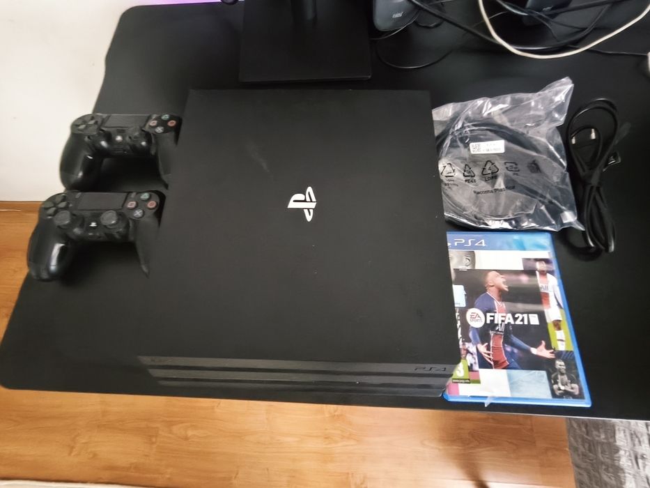 Ps 4 pro vıv mnogo dobro sıstoyaniye