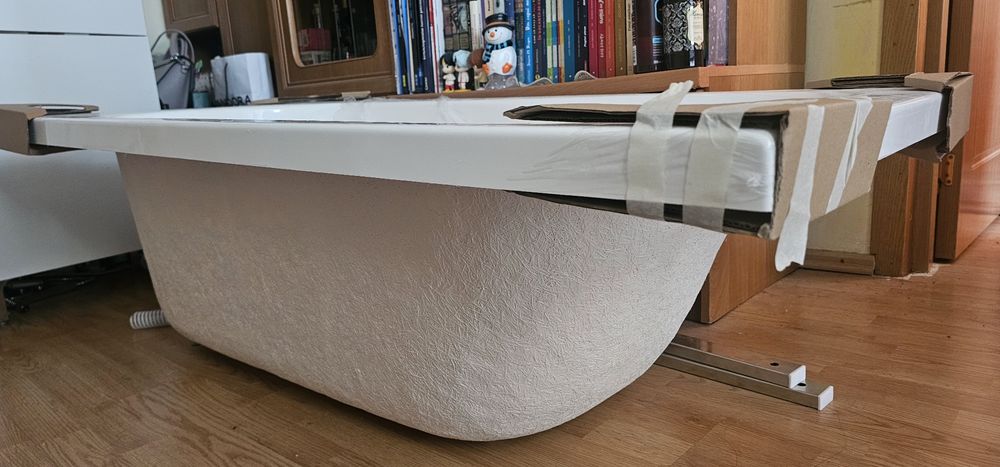 Cada delform neutilizata, nou luata de la romstal (140x70)+suporți+1 panou lateral+1 panou față+instalația de scurgere+garanție (preț ușor negociabil)