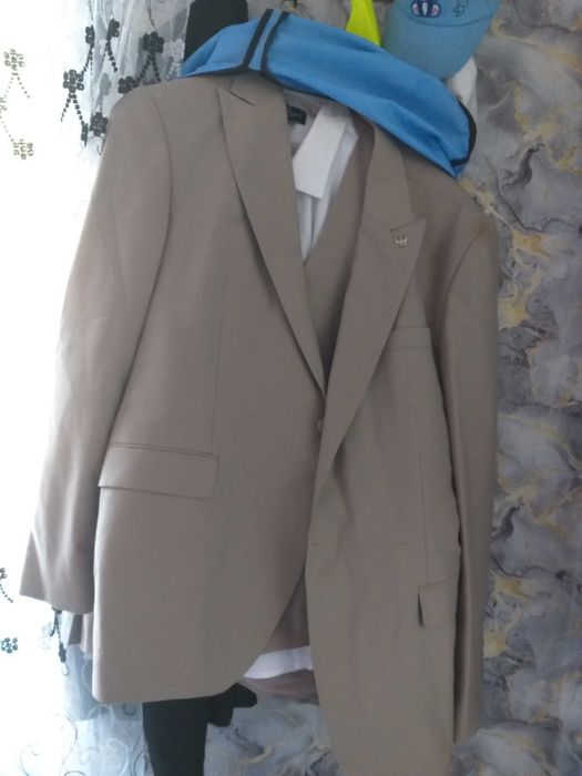 Костюм за 150лв.