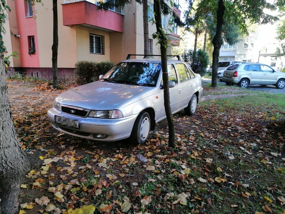 Daewoo Cielo 2003 benzină, 1.200 € — imagine 1