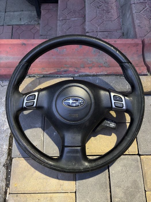 Продам руль subaru legacy