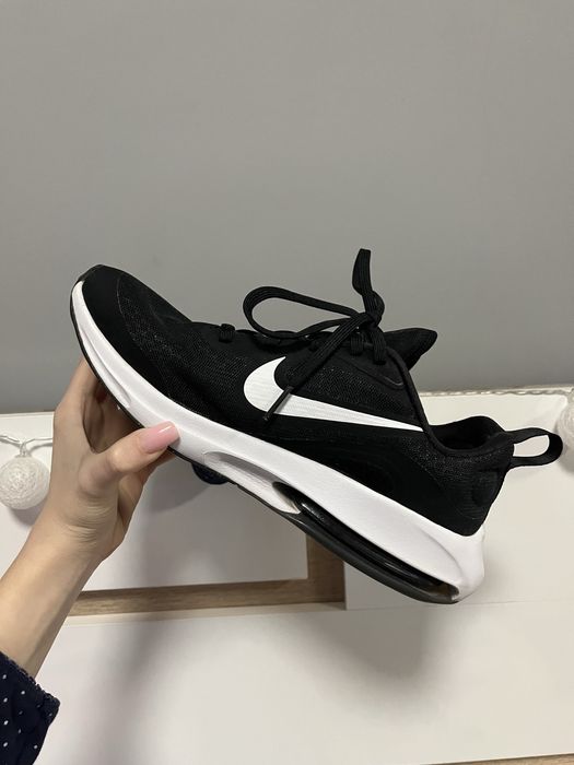 Продавам маратонки, Nike