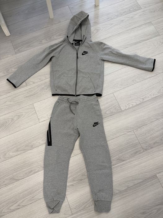 Trening Nike tech copii M (137-147) 10-12 ani
