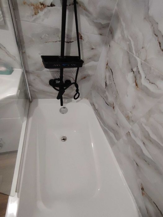De vanzare garsoniera Iacob Andrei nr 31 et 4 din 4 18 mp renovata recent gaze, centrala, electrica noua, instalatii noi mobila noua si electrocasnice