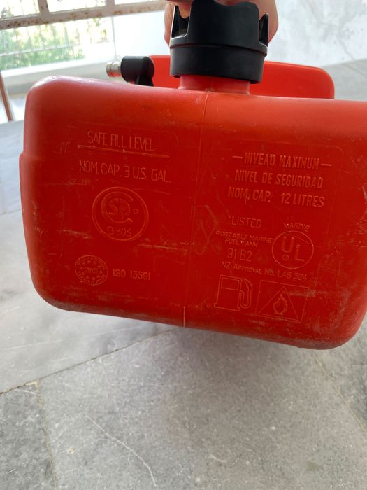 Резервоар Honda за извънбордов двигател