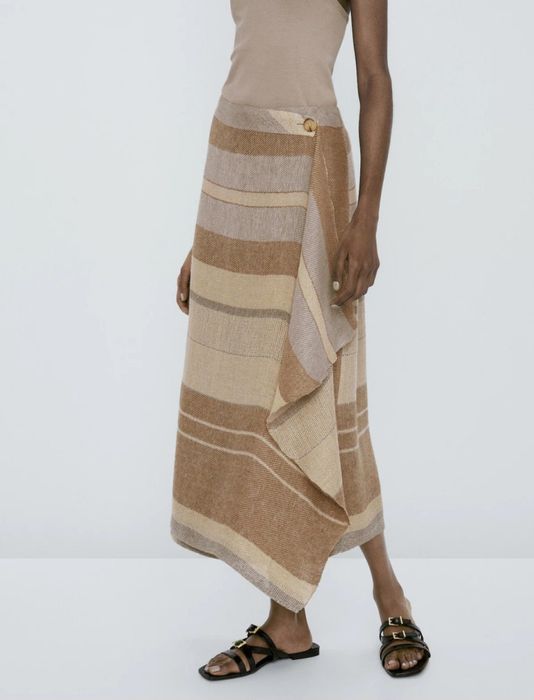 Fusta din in Massimo Dutti