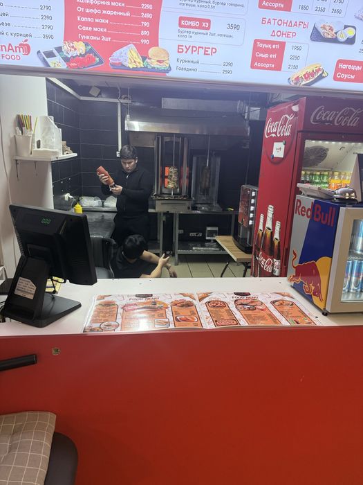 Сдам в аренду  помещение кафе донерная