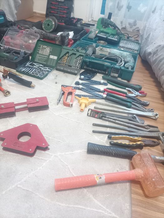Scule diferite categorii in perfectă stare de funcționare