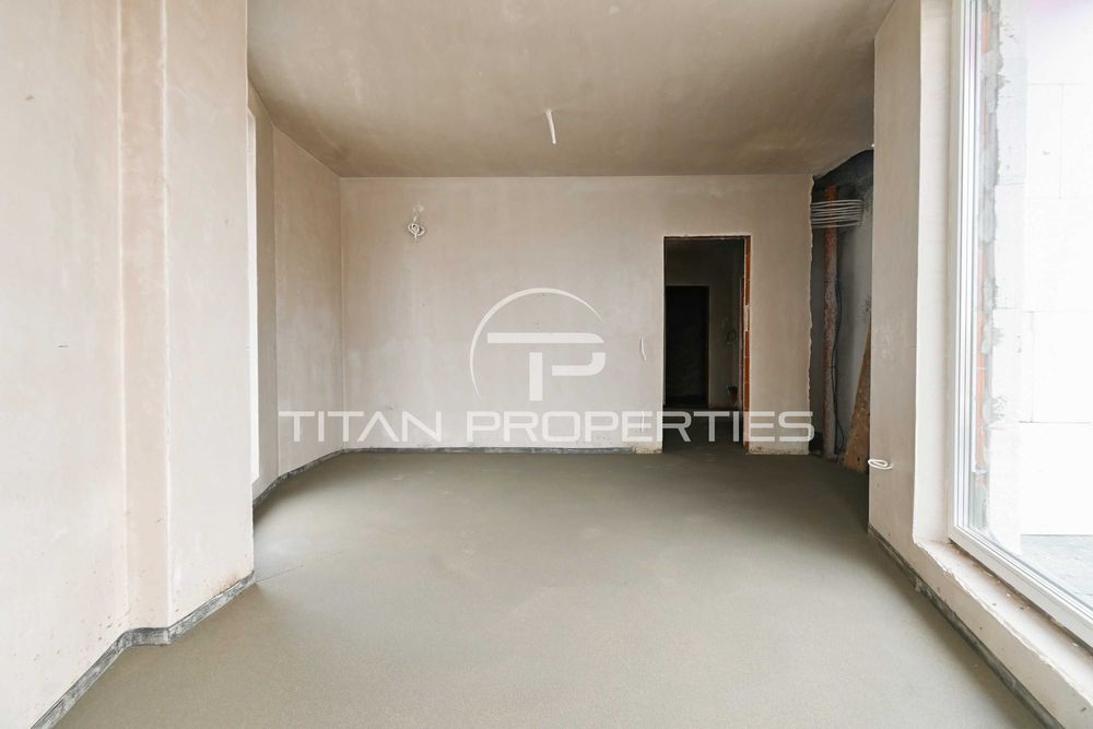 Тристаен , за продажба , Кръстова вада