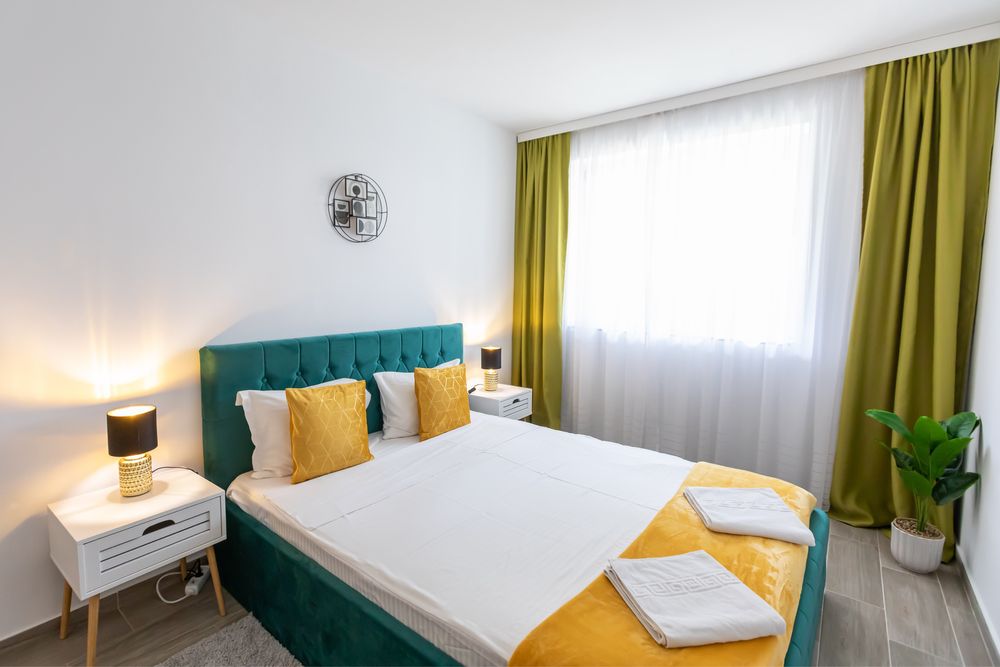 3 camere CORESI cu Gradina Privata