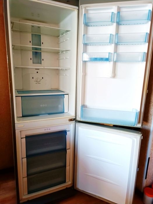 Продам холодильник ноуфрост