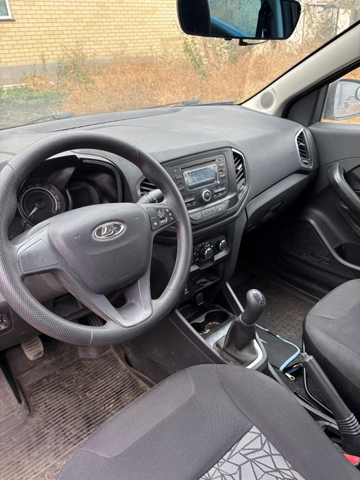 Автомобиль ВАЗ LADA (XRAY)