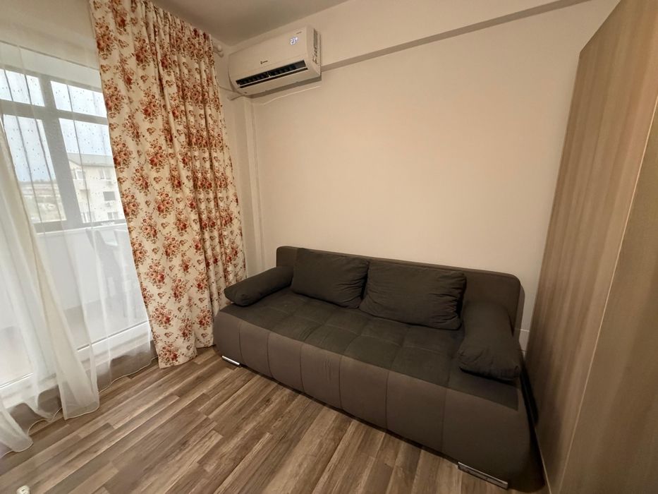 Închiriez studio Militari
