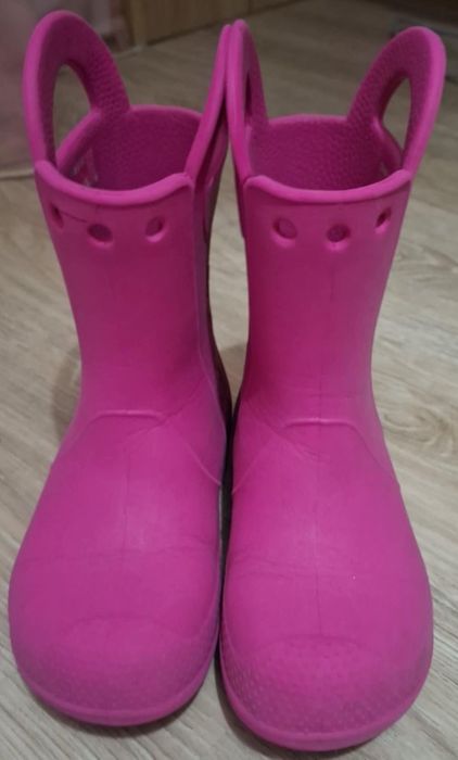 Цикламени гумени ботуши Crocs