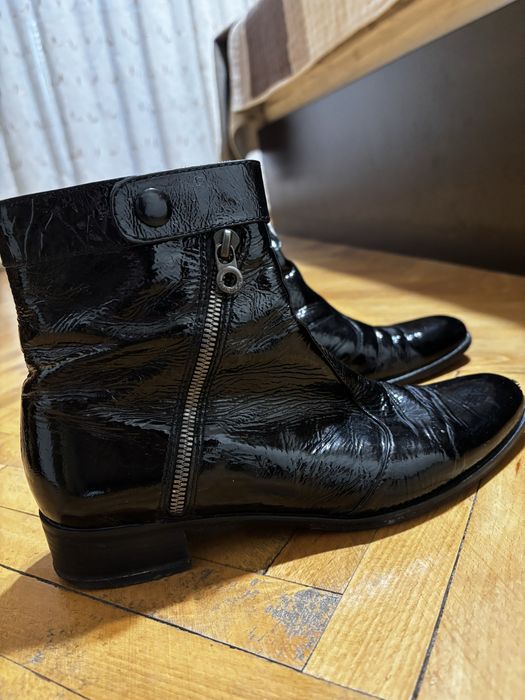 Боти 39 номер естествена лачена кожа