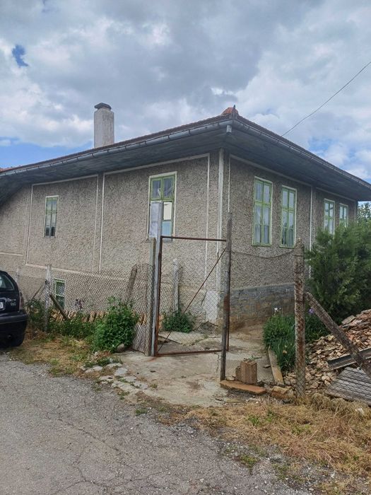 Продава се Къща в с. Церова кория, Област Велико Търново - 140 кв.м за 500 €/кв.м - Снимка #2