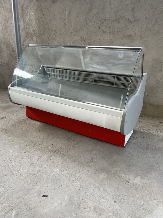Витринный холодильник Таир 1-8