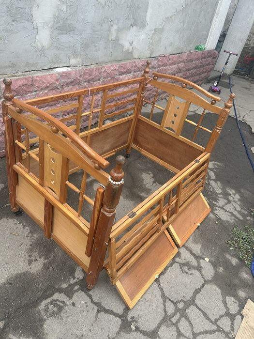 Манеж 7000 тг