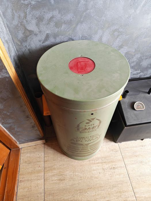 Электрокоптилка для холодного и полугорячего копчения.