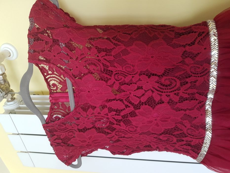 Rochii ocazie M/L, midi și lunga, de tafta, alaptare, cu dantela.