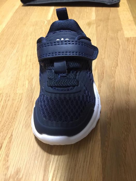 Нови! Детски маратонки hummel