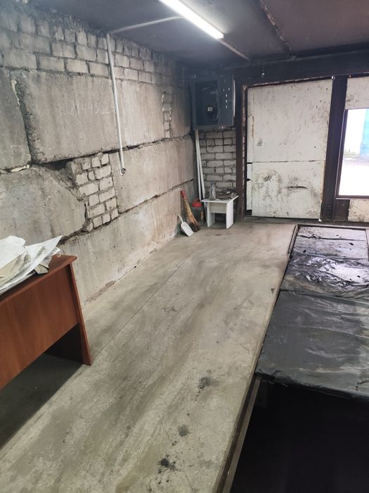 Сдам гараж в центре