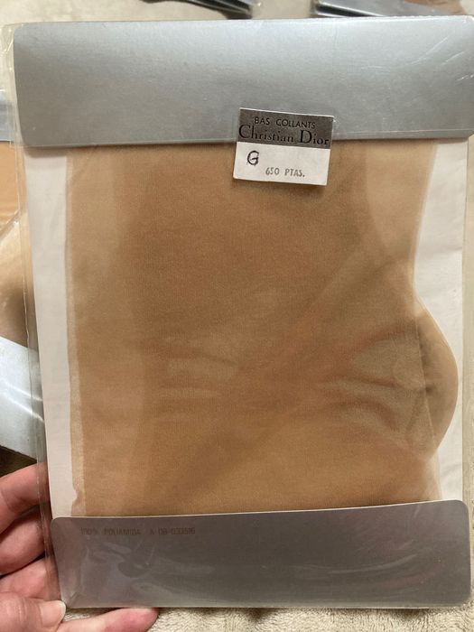 Намалени Christian Dior vintage чорапогащници