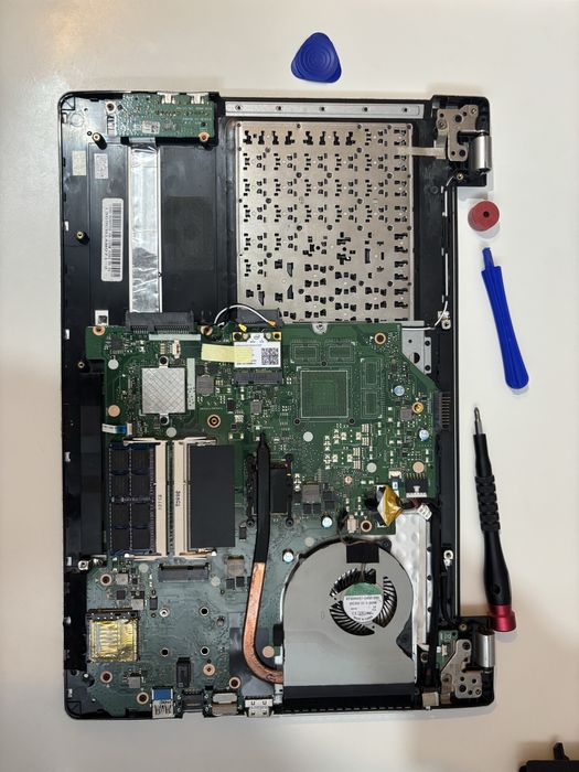 Asamblari/Service/Mentenante PC/Diagnoze/Laptop/Console