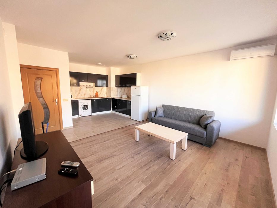 Продава се Двустаен апартамент в Балчик - 80 кв.м за 688 €/кв.м - Снимка #1