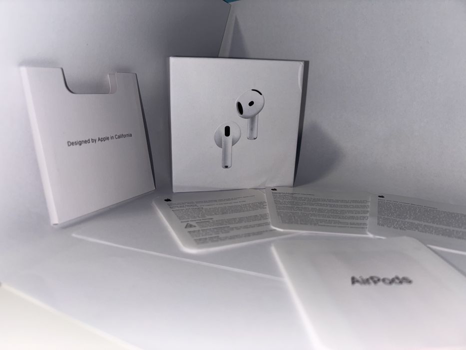 Vand casti airpods gen 4 noise canceling