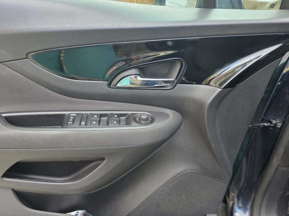 Продавам Opel Mokka