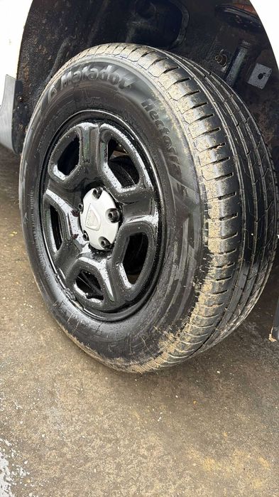 Fata completa /  Piese Dacia Duster 1.5 DCI EURO 5 4x4 127.000 km