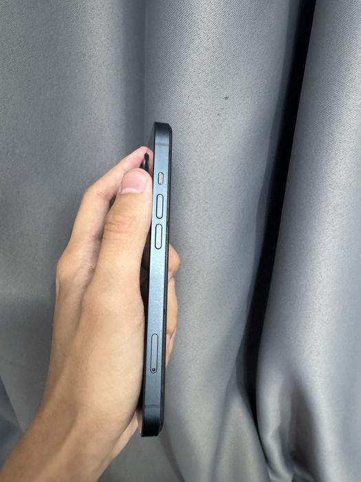 Продам айфон 13 256гб Iphone 13