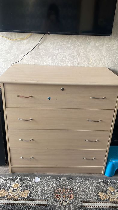 Продам комод  в отличном состоянии