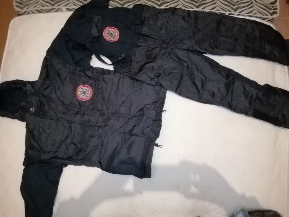 Зимний комбинезон и куртка