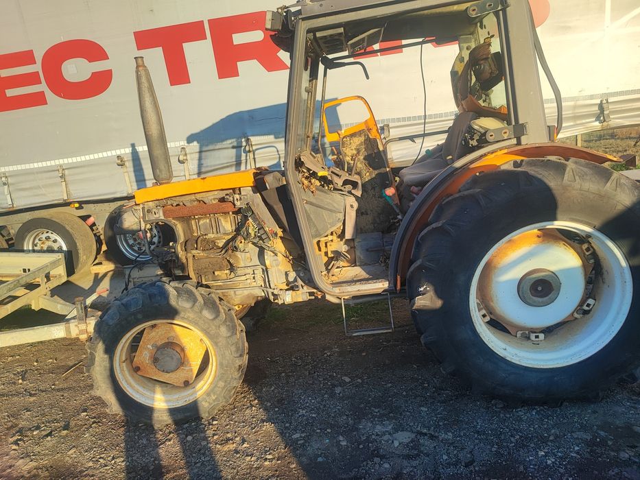 Piese tractor Renault fruttos