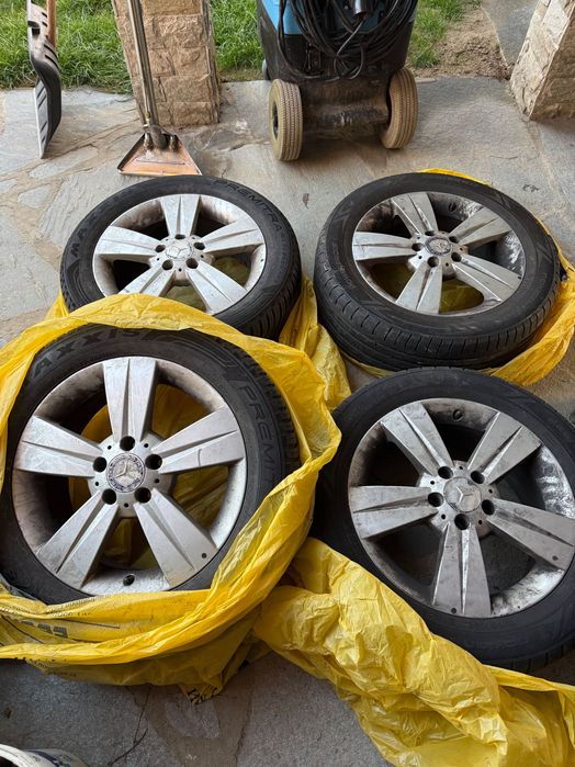 Джанти 17  за Бус Мерцедес усилени