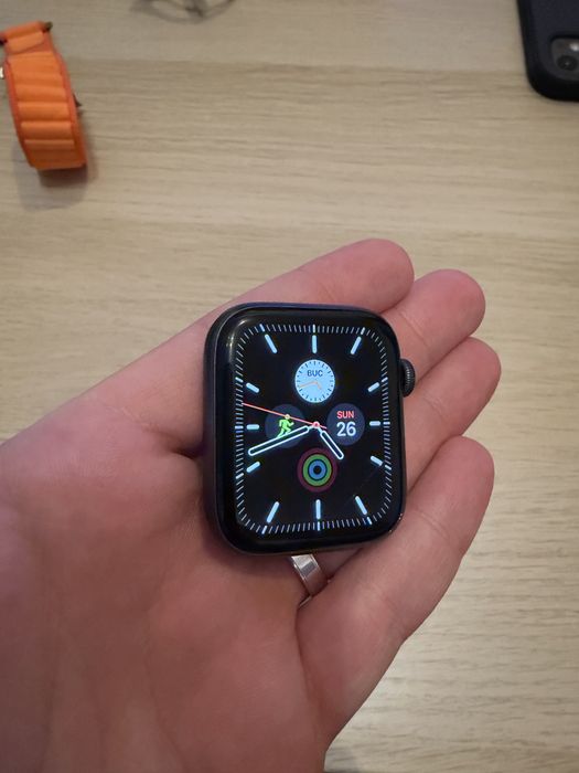 Apple Watch SE cellular 44mm