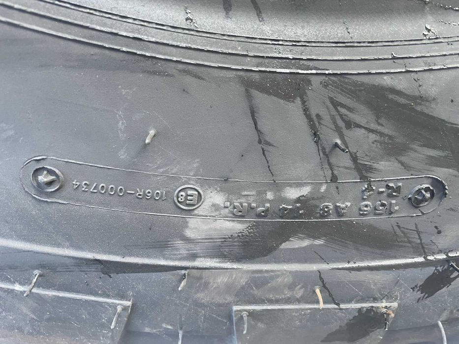 Anvelope noi de BULDOEXCAVATOR 16.9-28 440/80-28 Anvelope