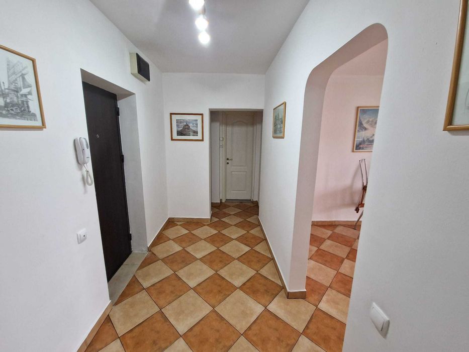 Apartament Pta Alba Iulia, 2 camere decomandate, et 6/7, AC, masina spalat rufe/vase, TV, usa blindata, mobilat renovat, punct termic la baza blocului