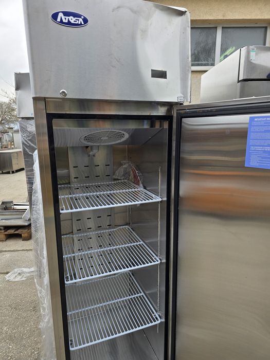 Фризери с една врата 1900лв